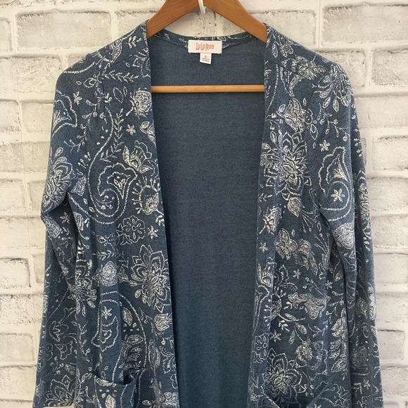 NWT Lularoe Sarah duster cardigan blue with silver floral paisley pattern S - Picture 2 of 7